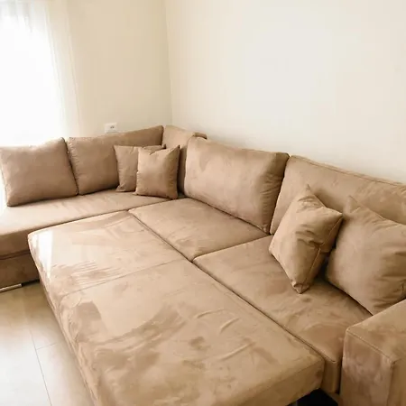 Kazazi - Premium Center - Exceptional Rated