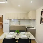 Kazazi - Premium Center - Exceptional Rated *