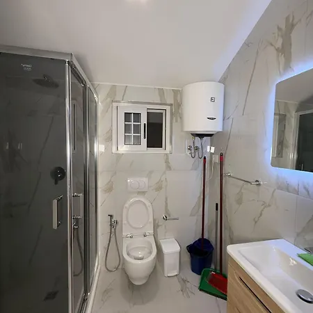 Kazazi - Premium Center - Exceptional Rated Shkodër