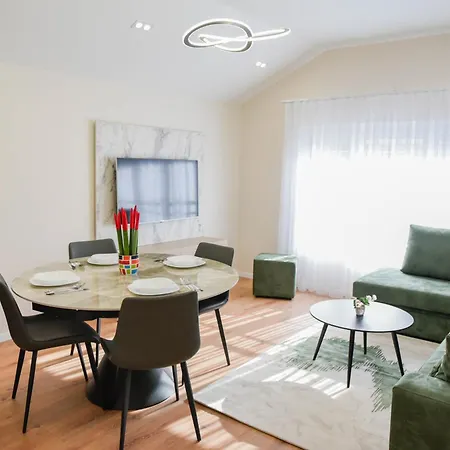 Kazazi - Premium Center - Exceptional Rated Appartamento Shkodër