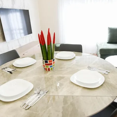 Kazazi - Premium Center - Exceptional Rated Apartmán *