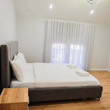 Kazazi - Premium Center - Exceptional Rated Apartmán *