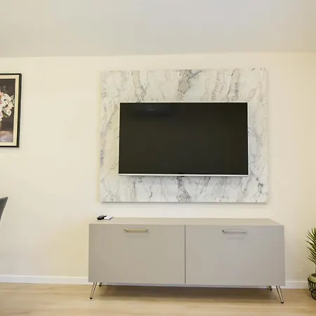 Kazazi - Premium Center - Exceptional Rated * Shkodër