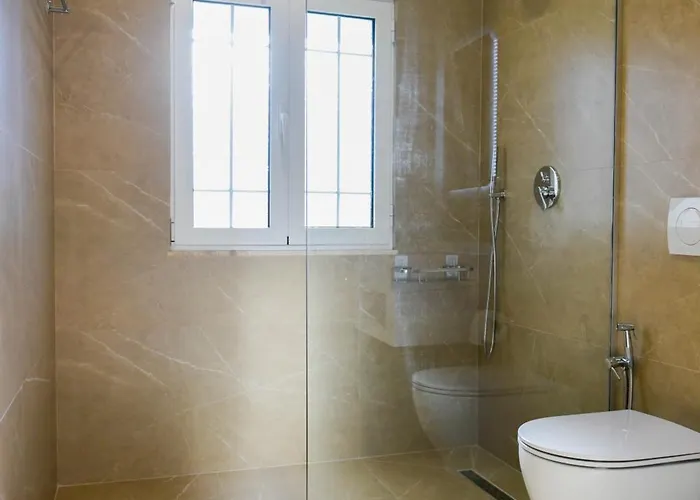 Kazazi - Premium Center - Exceptional Rated شكودر