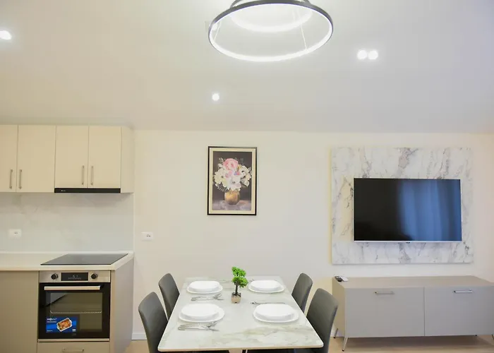 Kazazi - Premium Center - Exceptional Rated * شكودر